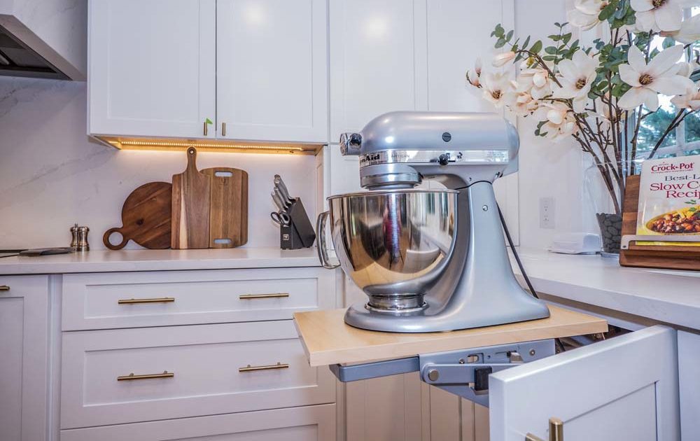 Kitchen-Remodeler-Hillmer-P2099326-1000x630